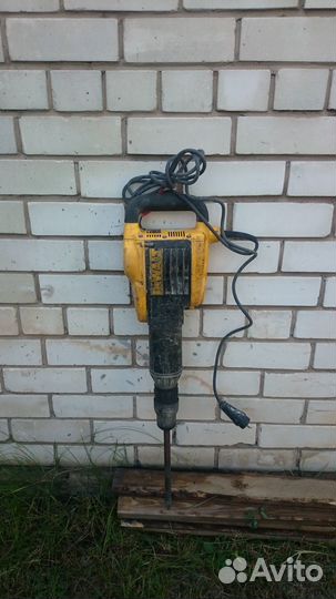 Отбойный молоток dewalt D 25899