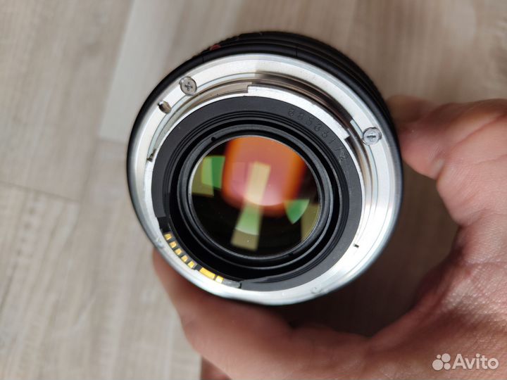 Объектив Canon EF 50mm 1 4