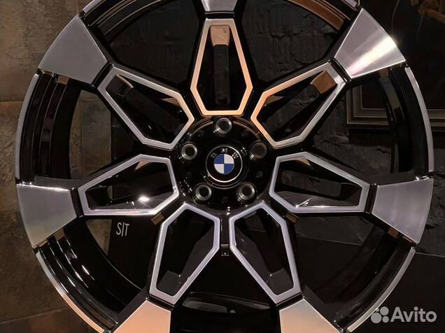 Кованые разноширокие диски R22 5x112 BMW xM Design