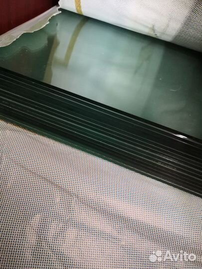 Стекло нарезанное 40*29 см толщина 3,5мм