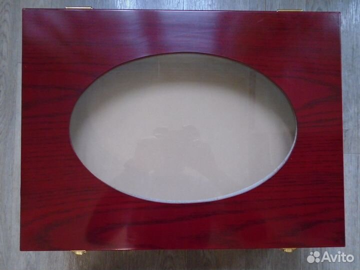 Массивный футляр, кейс. Кабинет-бюро