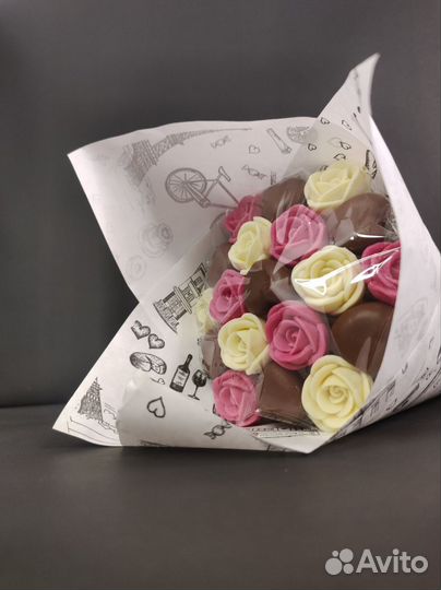 Букет из Роз и Сердец - 19 шт