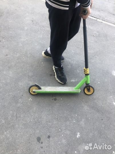 Трюковой самокат