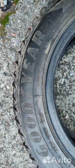 Goodyear Ultra Grip Ice Arctic 2 205/55 R16