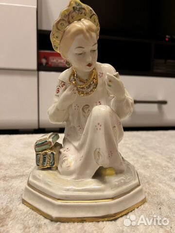 Фарфоровые статуэтки купить в Санкт-Петербурге | Хобби и отдых | Авито