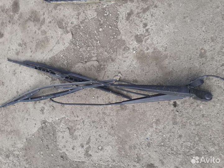 Дворники Mercedes-Benz Vito