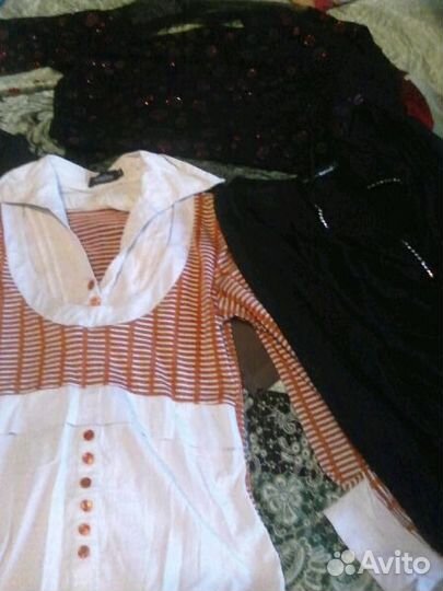 Вещи женские 42 -48р,джинсы, свитера