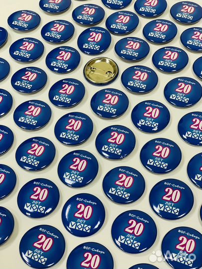 Значки металлические с любым изображением