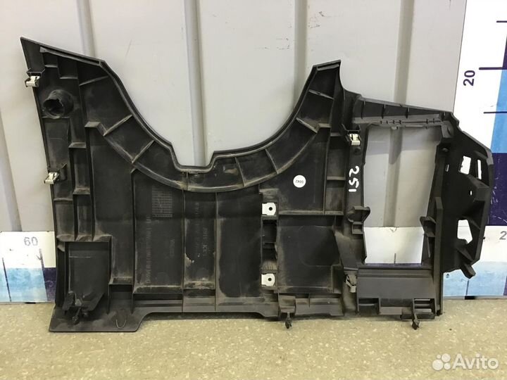 Накладка (кузов внутри) Ford Focus III 2011