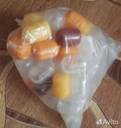 Контейнеры из под Киндеров