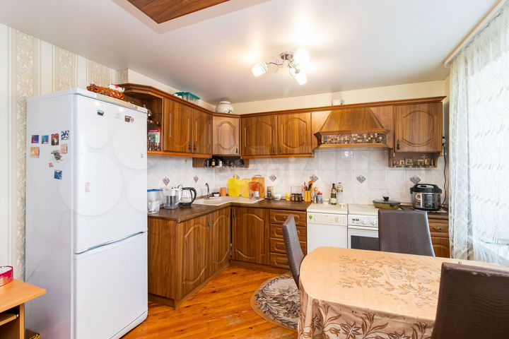 2-к. квартира, 80 м², 6/9 эт.