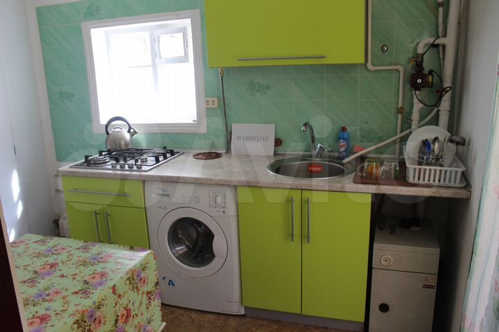 2-к. квартира, 40 м², 1/1 эт.