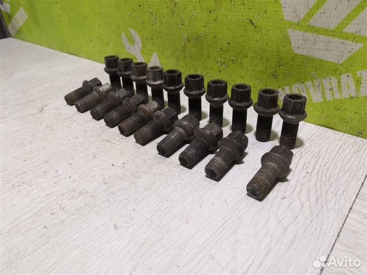 Болт колесный Шкода Октавия А4