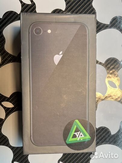 iPhone 8, 64 ГБ