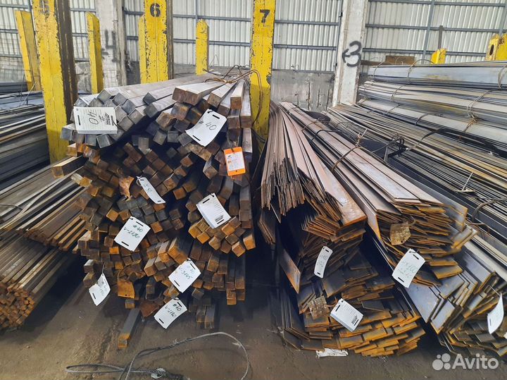 Квадрат металлический