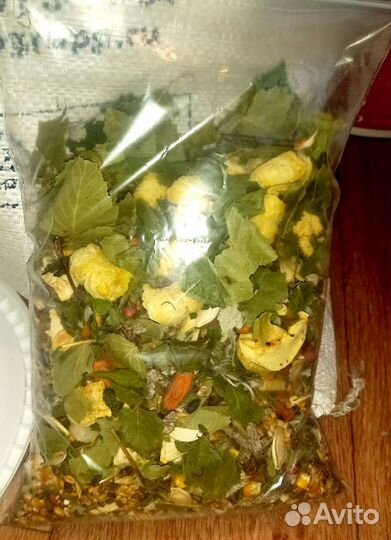 Корм для декоративных крыс и сирийских хомяков