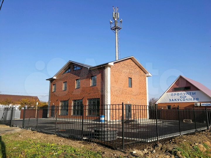 Торговая площадь, 65 м²