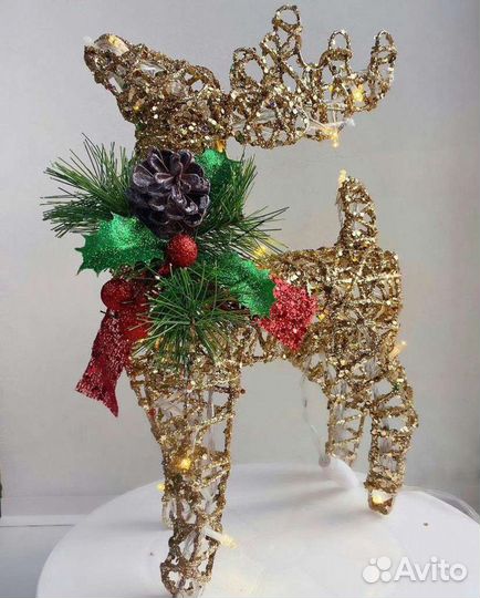 Светодиодная фигура оленя 30 см