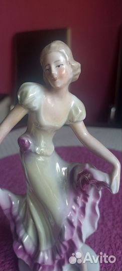 Фарфоровые статуэтки