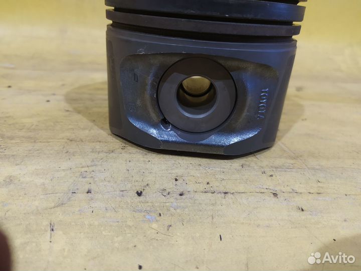Поршень Toyota Hilux Тойота хайлюкс 05-15 3,0 TDi