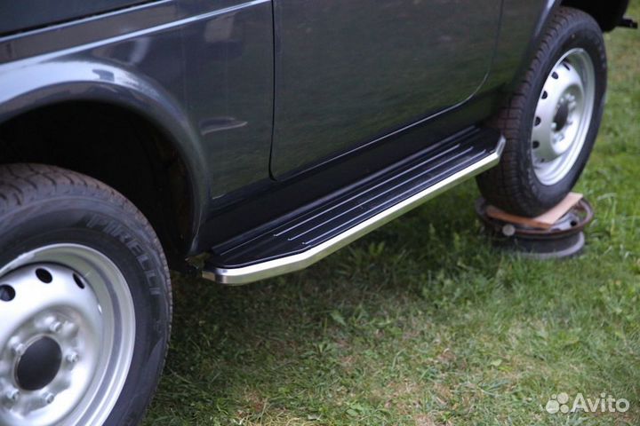 Пороги площадка LADA Niva 4x4