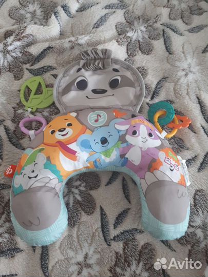 Подушка для малыша Ленивец fisher price