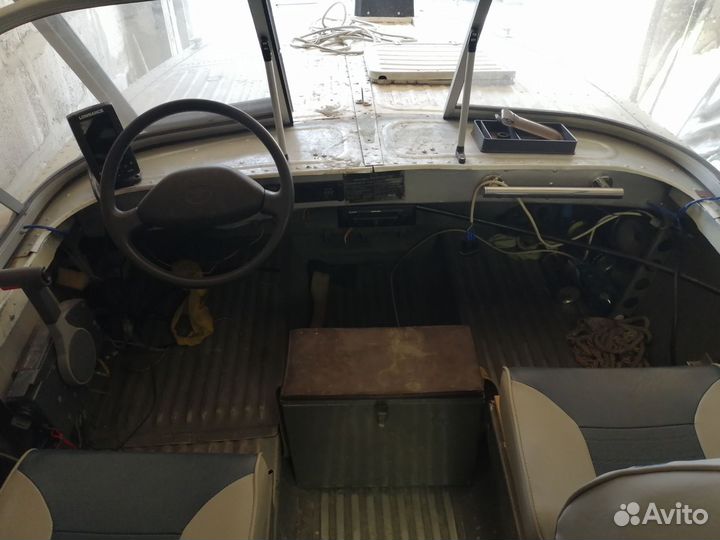 Продам лодку Казанка 2м