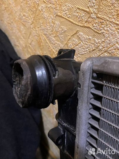 Радиатор охлаждения bmw е46