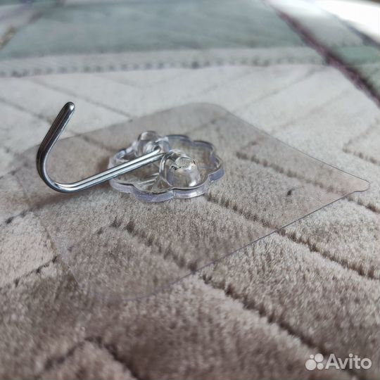 Прозрачные крючки