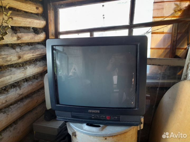 Телевизор hitachi