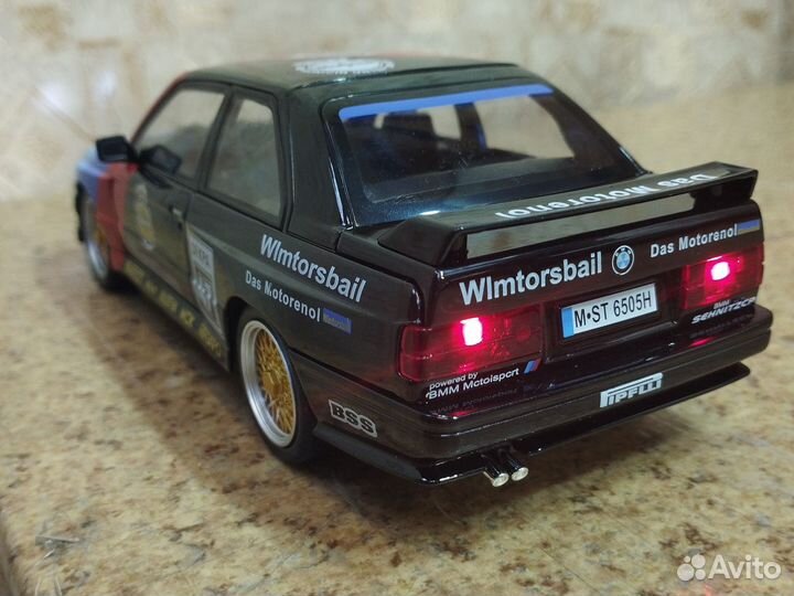 Модель автомобиля BMW M3 Sport чёрный масштаб 1:24