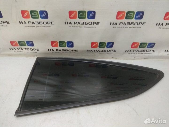 Форточка в крыло задняя левая Opel Astra GTC 1.4
