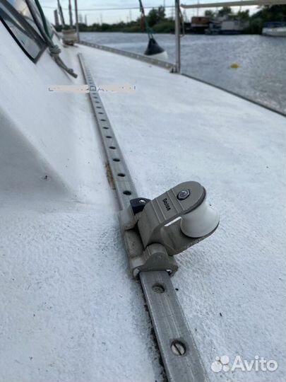 Продаю парусную яхту