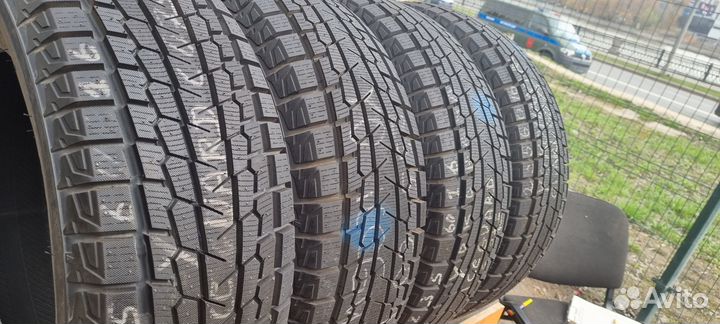 Yokohama Ice Guard G075 235/60 R16