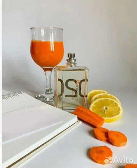 Molecule 02 Escentric