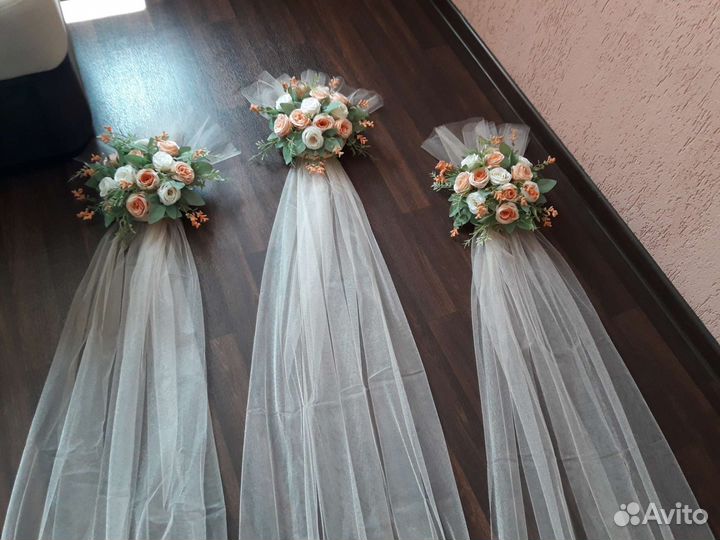 Свадебные украшения на машину