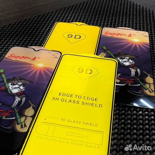 Защитное стекло на Xiaomi Redmi