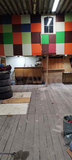 Гараж, > 30 м²