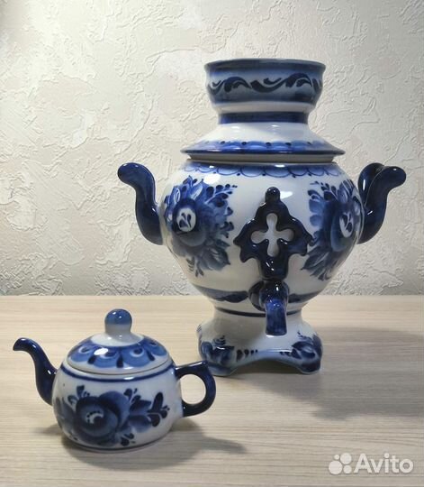 Самовар гжель