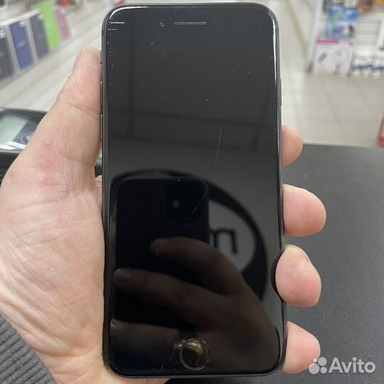 iPhone 8, 128 ГБ