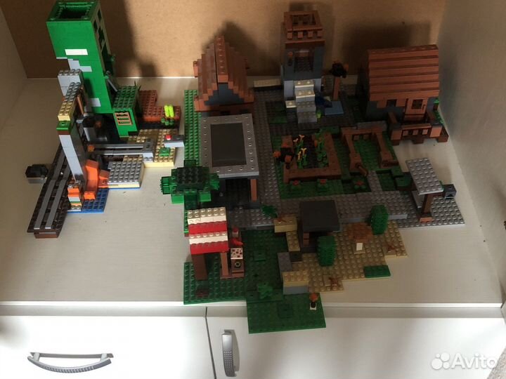 Майнкрафт шахта крипера и деревня