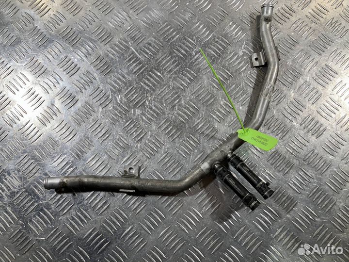 Трубка охлаждающей жидкости металлическая Audi A8