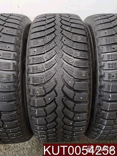 Bridgestone Blizzak Spike-01 285/60 R18 107U