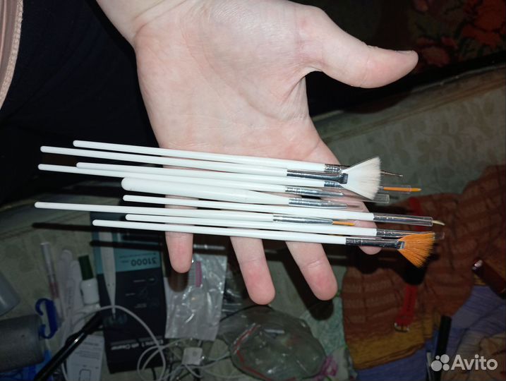 Кисточки для ногтей