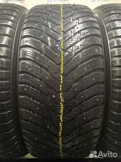 Nokian Tyres Hakkapeliitta 8 SUV 285/65 R17 116T