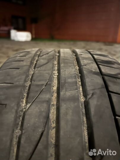 Bridgestone Potenza RE050A 245/40 R18