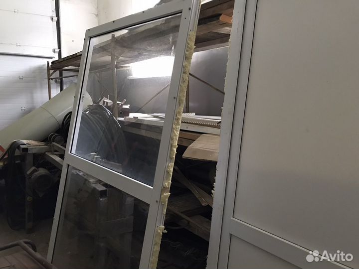 Рама пластиковая остекленная