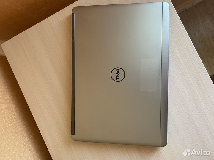 Ноутбук dell latitude