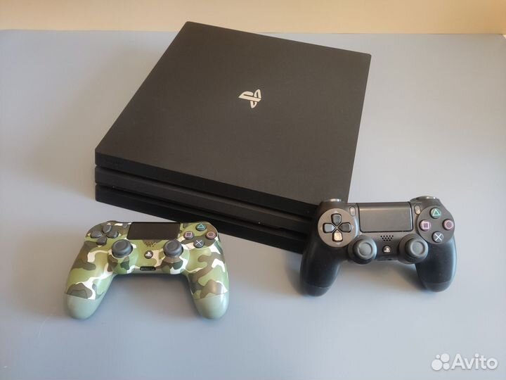 PS4 Pro 1Tb 7208B+2 джоя+400 игр