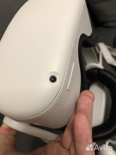 Шлем виртуальной реальности quest 2 новый